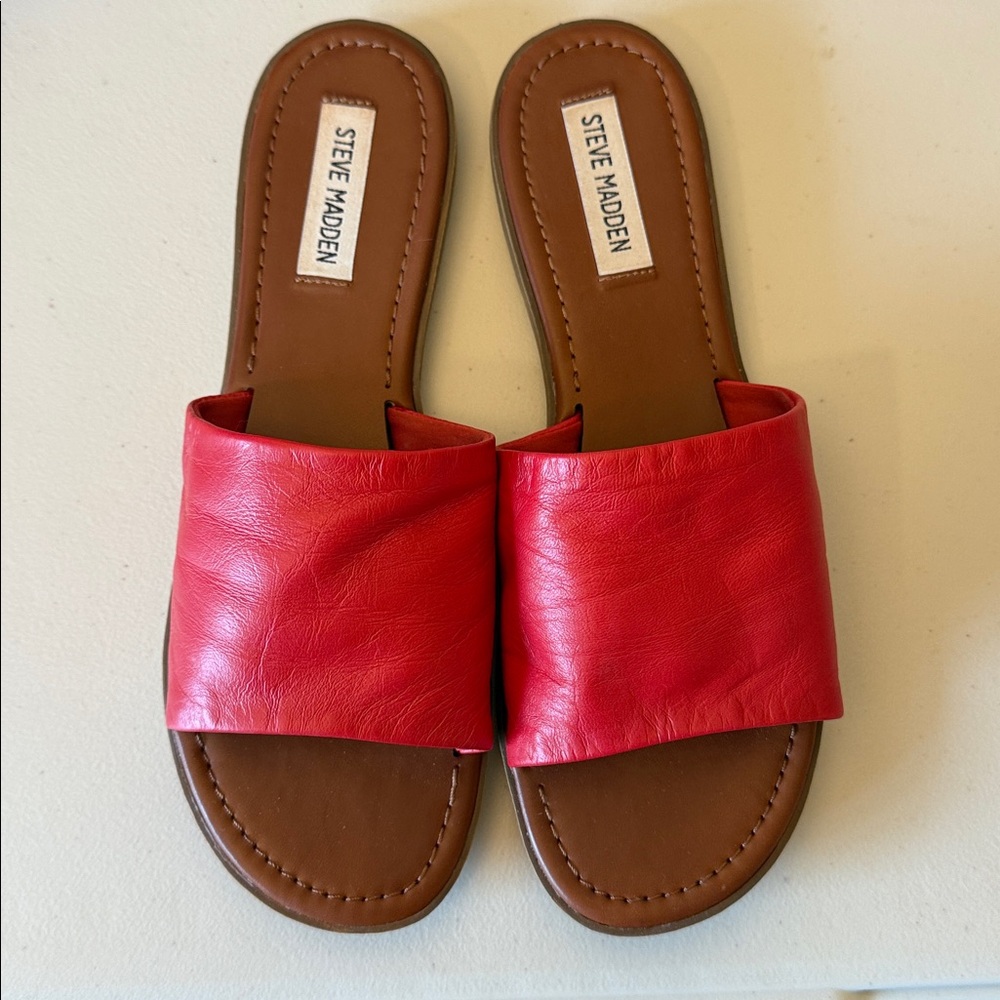 Steve Madden Camilla Vibrant Red Leather Slides